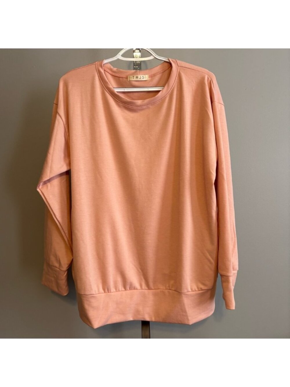 THJS women’s pink sweatshirt pockets pink large soft